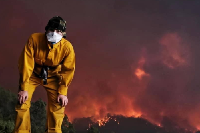 PHOTO: 19-year-old India MacDonell stayed to save her house from fire on New Year's Eve at Goongerah, because she knew she had a bunker to retreat to if she needed. (Supplied: India MacDonell)