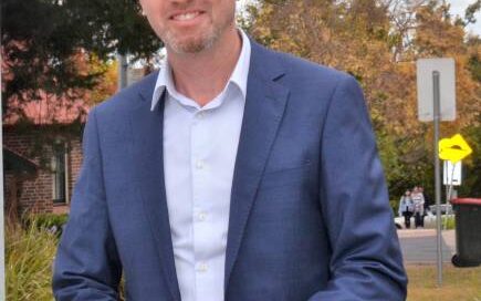 David Shoebridge visited the New England area to investigate the rebuilding process after this season's unprecedented bushfire crisis. Photo: Glen Innes Examiner