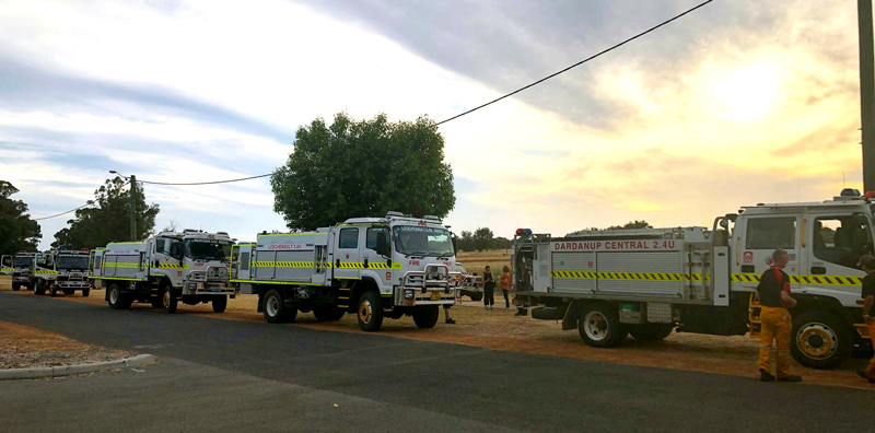Some of the appliances in the drive around to commemorate the 5th anniversary of the 2016 Waroona-Yarloop bushfires. January 2021